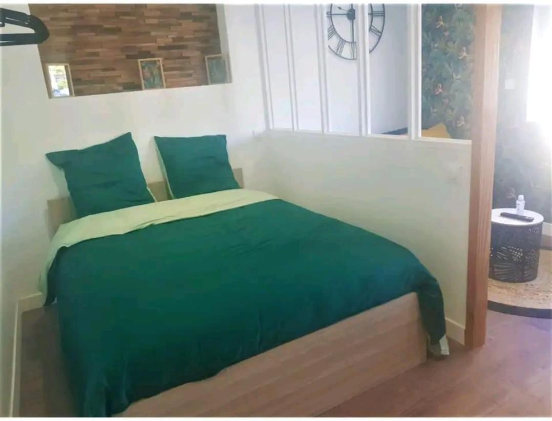 Apartamento La Nouvelle-Orléans - hyper-centre- 2mn SNCF - Wi-Fi Netflix gratuit Niort Exterior foto